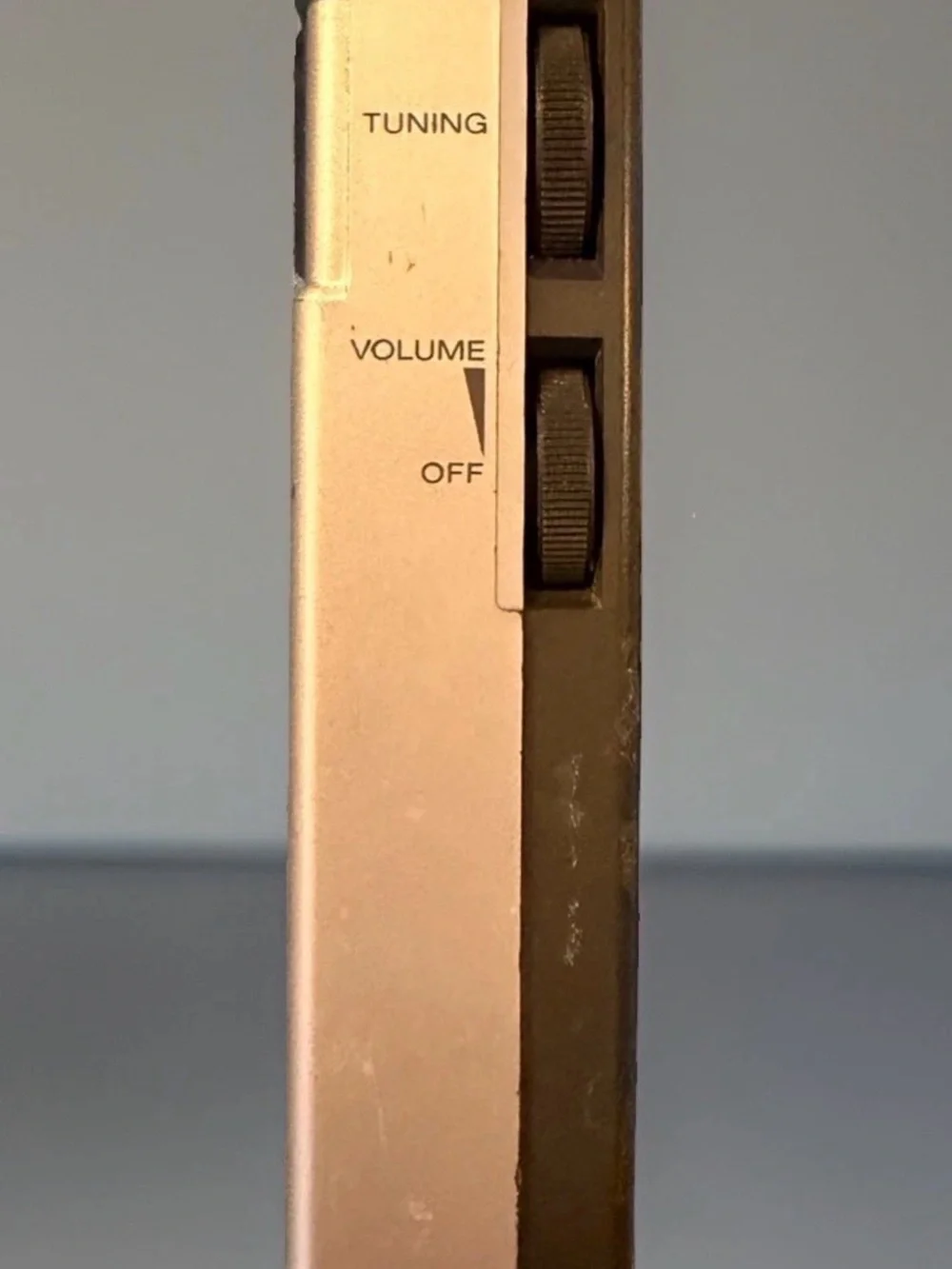 Vintage 1989 Sony ICF-210W Portable AM/FM Pocket Radio With Antenna Tested/Works